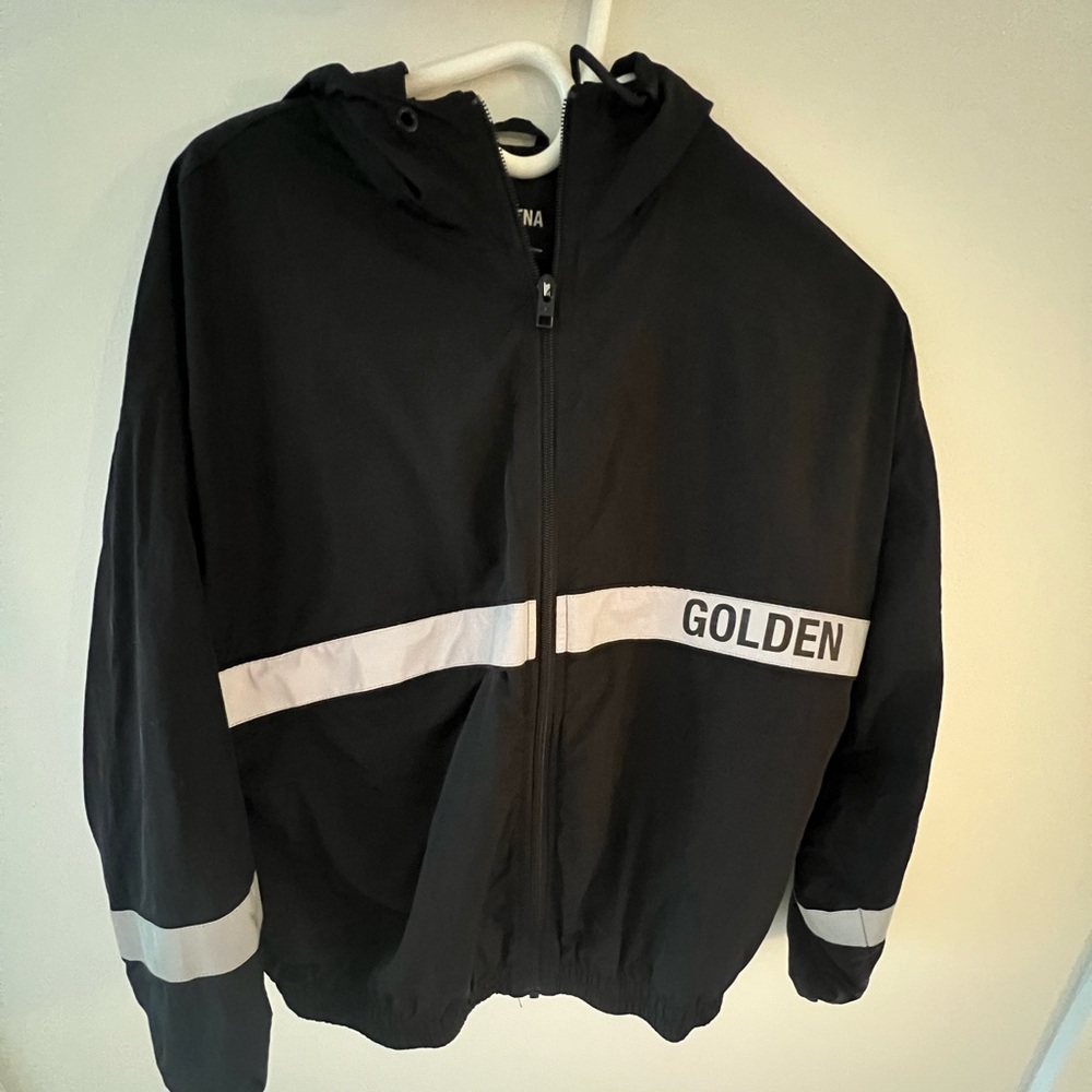 TNA wind breaker fits oversized